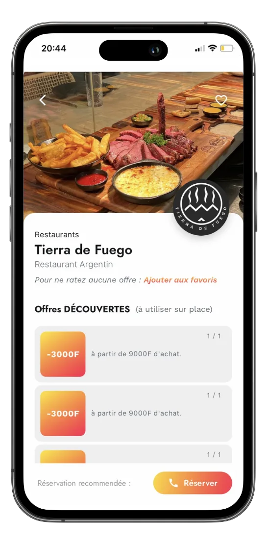 Fiche d’une enseigne Digital Cash avec photo, offres de remise et bouton de réservation